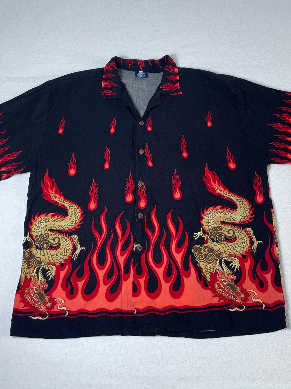 Blue Wave Vintage Y2K Dragon Flame XL Shirt Mens Black Red Graphic Button Up